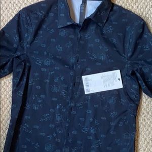 Lululemon NWT Buttondown